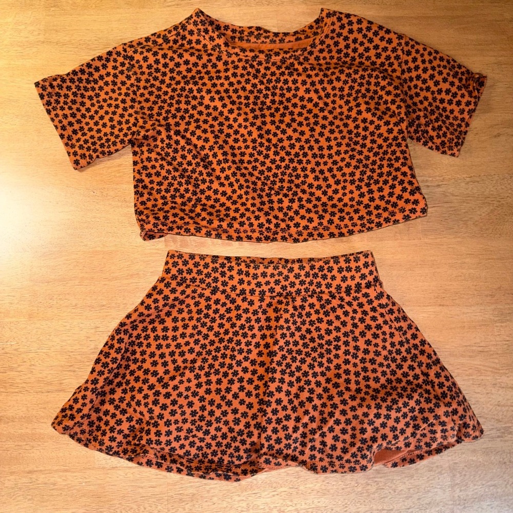 Gap Kids Girls XS 4-5 Orange Black Floral Skater Skirt and Crop Top Set